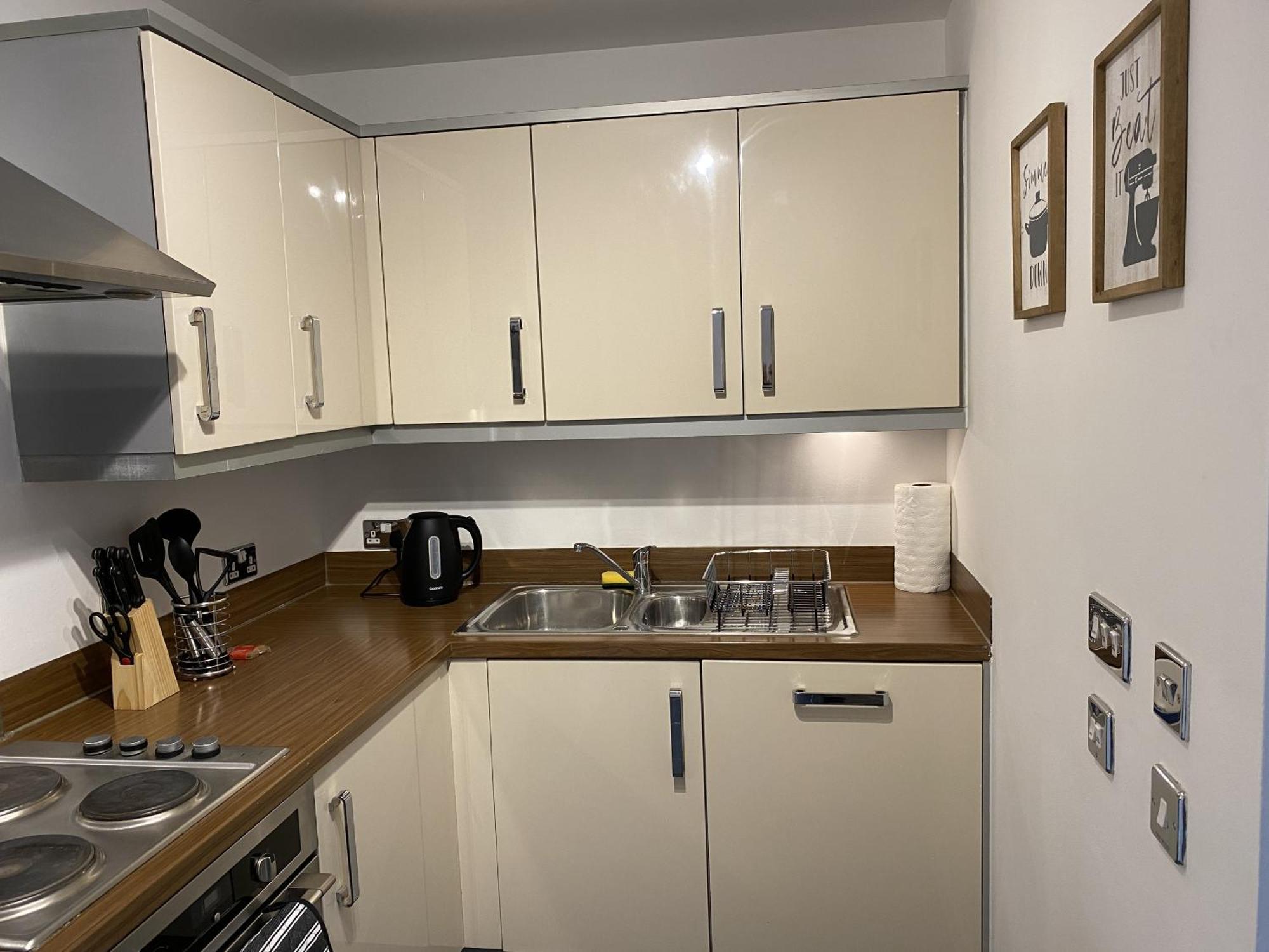 Tailor That Property - Chelsea House Milton Keynes Chambre photo